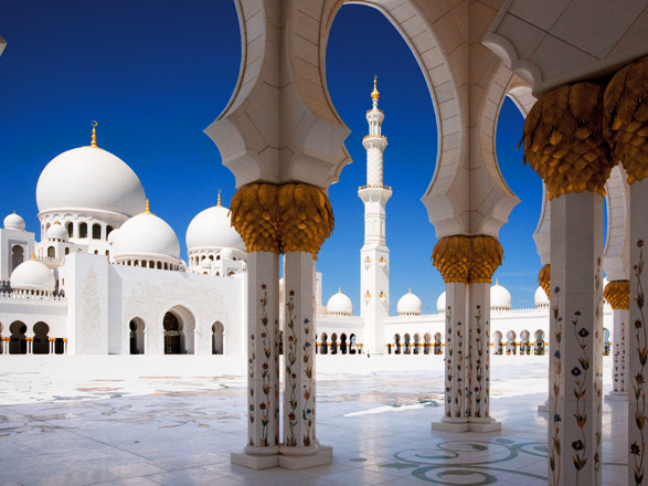 https://static.abcroisiere.com/images/fr/escales/escale,abu dhabi-abu dhabi_zoom,AE,AUH,37906.jpg