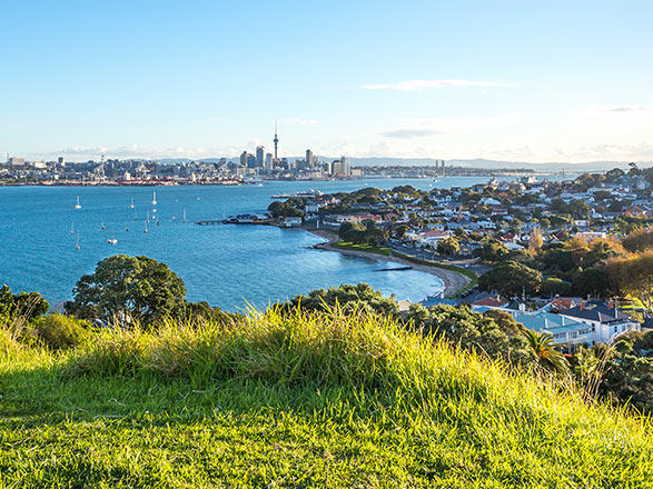 https://static.abcroisiere.com/images/fr/escales/escale,auckland-auckland_zoom,NZ,AKL,534778.jpg