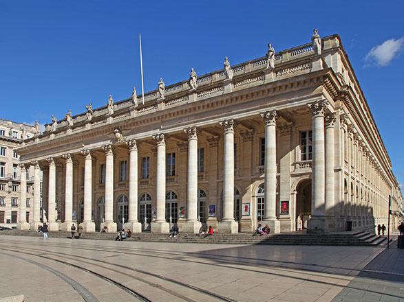 https://static.abcroisiere.com/images/fr/escales/escale,bordeaux-bordeaux_zoom,FR,BOD,35320.jpg