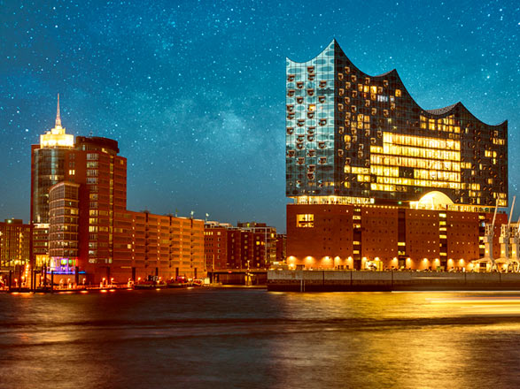 https://static.abcroisiere.com/images/fr/escales/escale,hambourg -hambourg _zoom,DE,HAM,538584.jpg