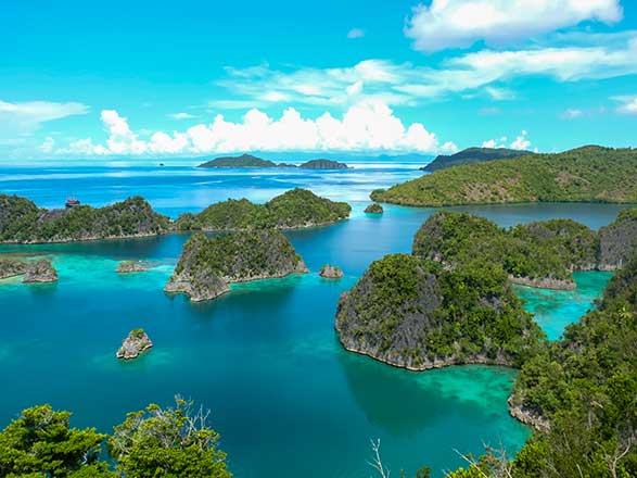 Escale Papouasie-Nouvelle-Guinée (Îles Raja Ampat)
