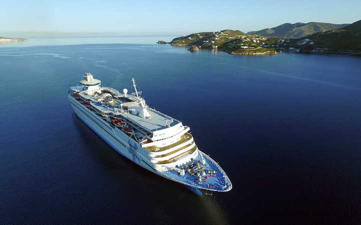 navire,celestyal-olympia_720x450,1172,512387.jpg