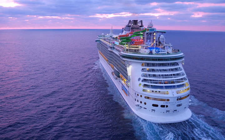 navire,liberty-of-the-seas_720x450,383,48779.jpg