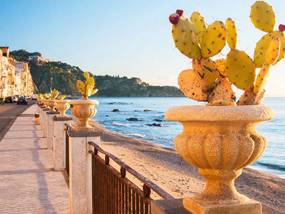 Escale Sicile (Giardini Naxos)