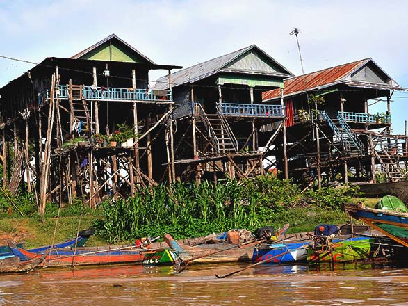 Escale LAC TONLÉ - KAMPONG CHHNANG - KAMPONG TRALACH