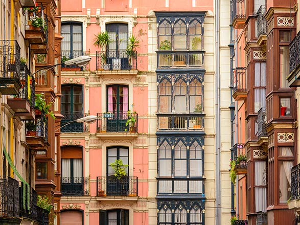 https://static.service-voyages.com/mobile/croisiere/images/fr/escales/escale,bilbao-bilbao_zoom,ES,BIO,516328.jpg