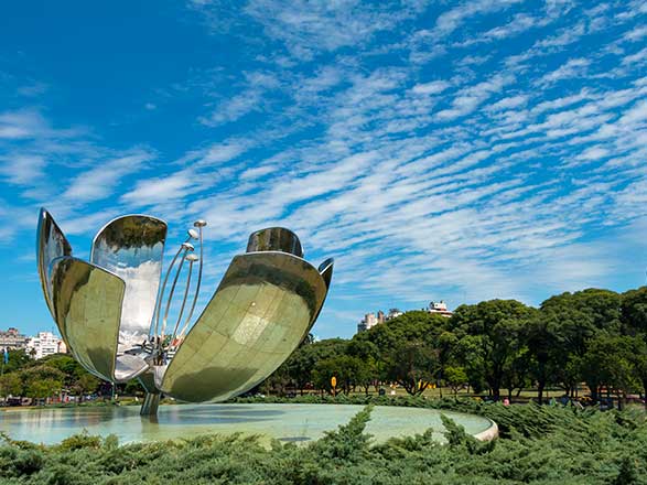 https://static.service-voyages.com/mobile/croisiere/images/fr/escales/escale,buenos aires-buenos aires_zoom,AR,BUE,523033.jpg
