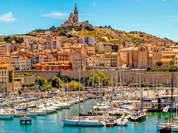 https://static.service-voyages.com/mobile/croisiere/images/fr/escales/escale,marseille-marseille_zoom,FR,MRS,544384.jpg