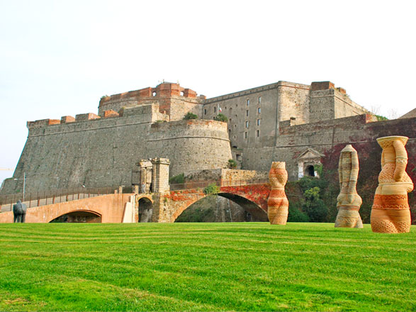 https://static.service-voyages.com/mobile/croisiere/images/fr/escales/escale,savone-savone_zoom,IT,SVN,527473.jpg