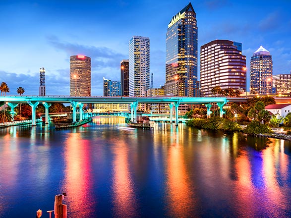 https://static.service-voyages.com/mobile/croisiere/images/fr/escales/escale,tampa-tampa_zoom,US,TPA,37690.jpg