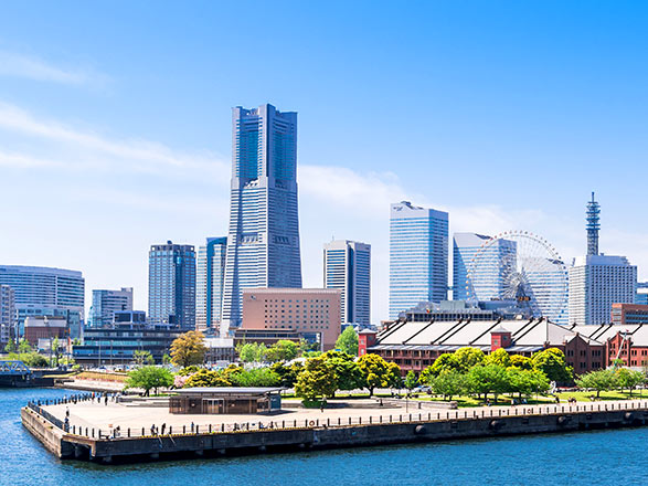 https://static.service-voyages.com/mobile/croisiere/images/fr/escales/escale,yokohama-yokohama_zoom,JP,YOK,39836.jpg