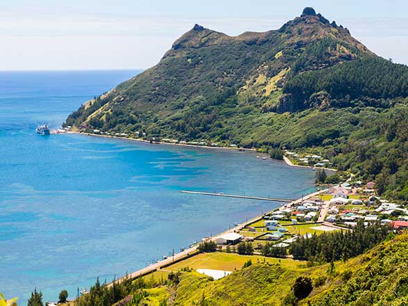 Escale Polynésie française (Île de Rapa)