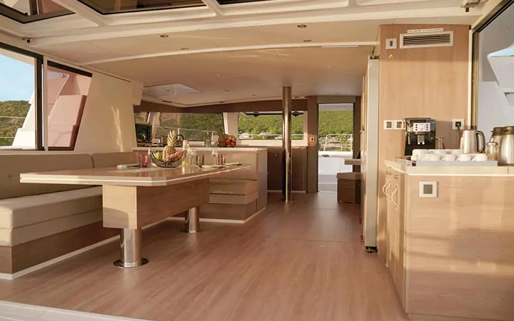 Navire Bali 5.4 (ou similaire)