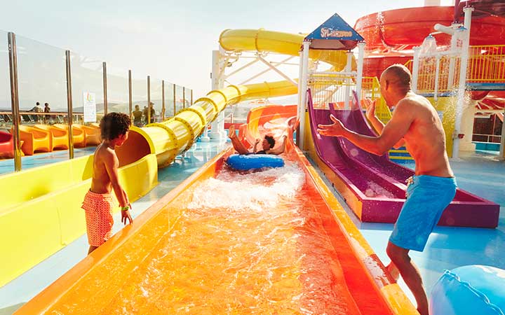 Navire Carnival Spirit