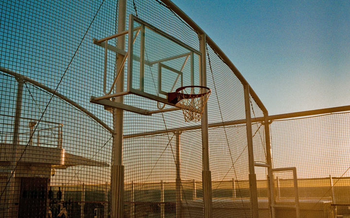 Navire Explora VI