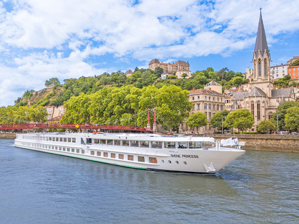 https://static.service-voyages.com/mobile/croisiere/images/fr/navires/navire,ms-rhone-princesse-(ou-similaire)_max,1401,545389.jpg
