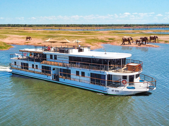 https://static.service-voyages.com/mobile/croisiere/images/fr/navires/navire,rv-african-dream-(ou-similaire)_max,1330,545103.jpg